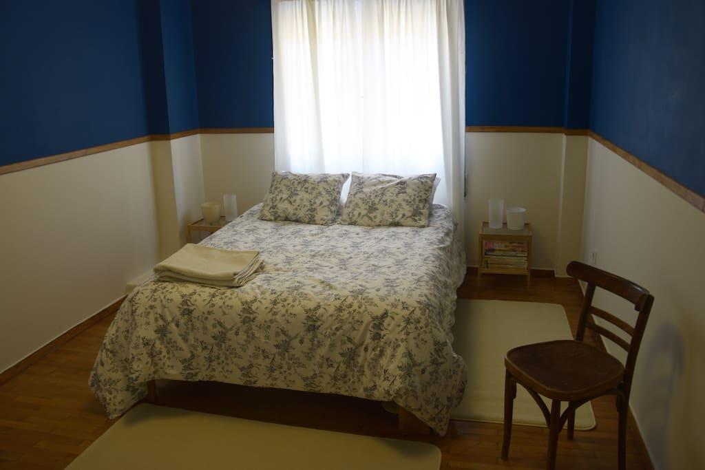 Blue & Red Apartment Афіни Екстер'єр фото