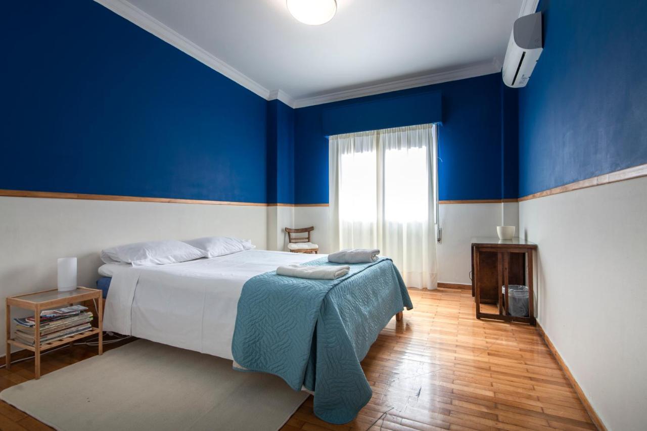 Blue & Red Apartment Афіни Екстер'єр фото
